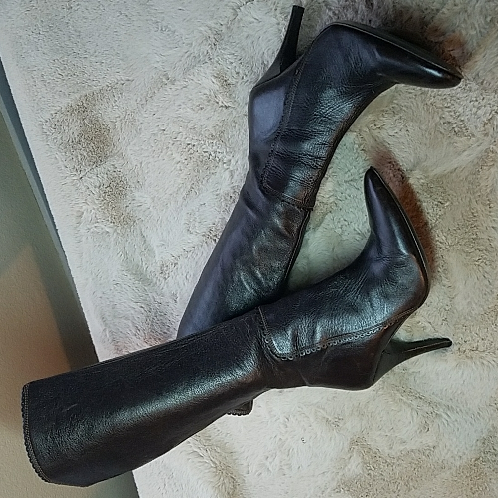 SchuLa-La 8 Leather Tall Brown Boot with Heel
